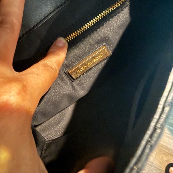 Tory Burch Fleming Convertible Shoulder Bag - Picture 14 of 14